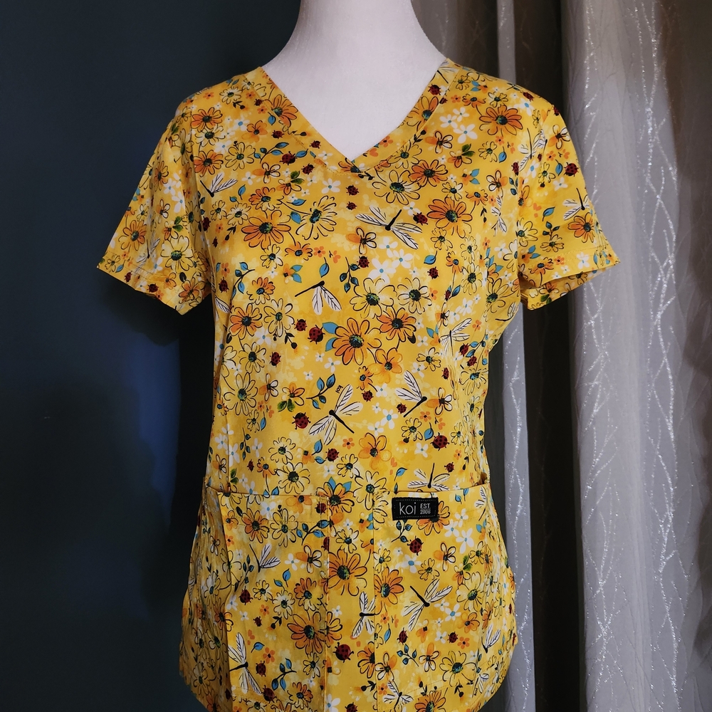 Koi Basics Scrub Top